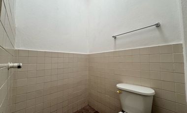 Terreno en Renta en San Buenaventura, Toluca, con construcción