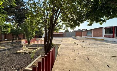 Terreno en Renta en San Buenaventura, Toluca, con construcción