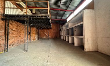 Terreno en Renta en San Buenaventura, Toluca, con construcción