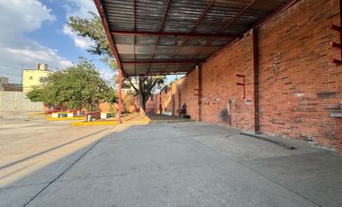 Terreno en Renta en San Buenaventura, Toluca, con construcción