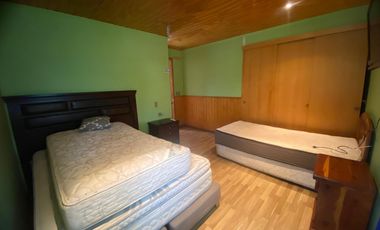 Hermosa Parcela con Casa, con 2 Piscinas y Quinchos Independientes en Padre Hurtado