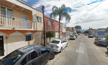 Casa en Calle Monte Himalaya, Postes Cuates, Guadalajara, Jalisco, México ¡NO CRÉDITOS!