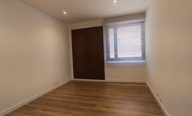 Arriendo Espectacular Apartamento en Rosales