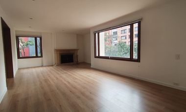 Arriendo Espectacular Apartamento en Rosales