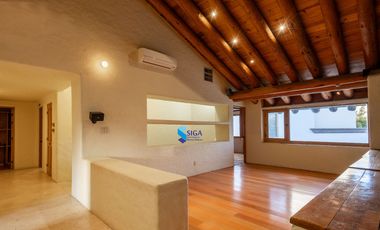 Hermosa Residencia en venta en Lomas