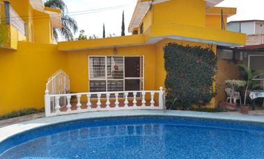 Bonita casa en condominio, En Jardines de Cuernavaca