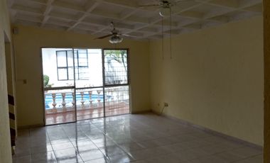 Bonita casa en condominio, En Jardines de Cuernavaca
