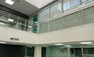 Edificio de Oficinas en Renta Amuebladas Zona Chapalita en Jardines de San Ignacio , Zapopan