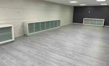 Edificio de Oficinas en Renta Amuebladas Zona Chapalita en Jardines de San Ignacio , Zapopan