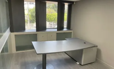 Edificio de Oficinas en Renta Amuebladas Zona Chapalita en Jardines de San Ignacio , Zapopan