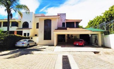 Casa Residencial en venta en Valle Real en coto