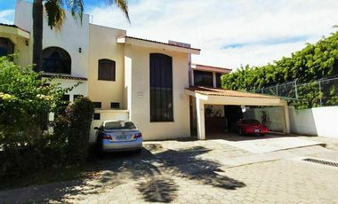 Casa Residencial en venta en Valle Real en coto