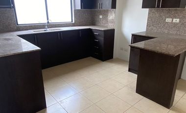 En alquiler casa de 3 dormitorios en urb.Ciudad celeste.(GC)