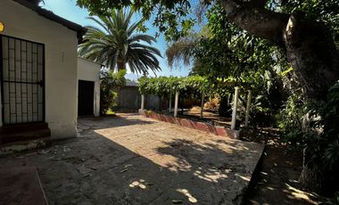 Quillota Centro, Amplia Casa habitacional o comercial, 4 dormitorios, 3 baños