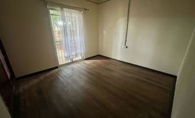 Quillota Centro, Amplia Casa habitacional o comercial, 4 dormitorios, 3 baños