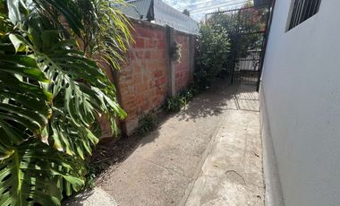 Quillota Centro, Amplia Casa habitacional o comercial, 4 dormitorios, 3 baños