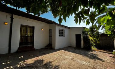 Quillota Centro, Amplia Casa habitacional o comercial, 4 dormitorios, 3 baños