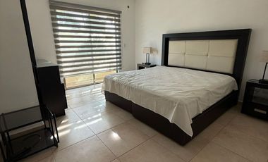 Linda Casa amueblada en zona Country