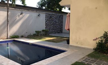 Casa amplia con colindancia laguna de las ilusiones Privada Golondrinas