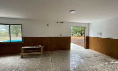 VENTA HERMOSA PARCELA CON QUINCHO Y PISCINA
