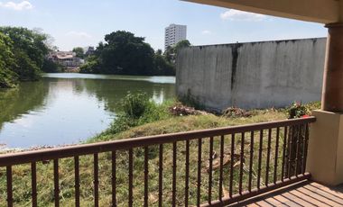 Linda Casa con vista a la laguna Villahermosa Tabasco