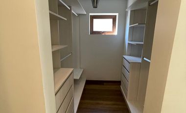 SEARRIENDA HERMOSA CASA EN SECTOR RESIDENCIAL