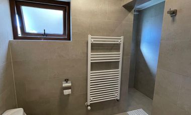 SEARRIENDA HERMOSA CASA EN SECTOR RESIDENCIAL