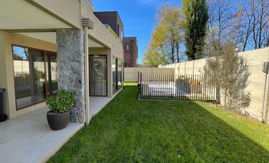 SEARRIENDA HERMOSA CASA EN SECTOR RESIDENCIAL