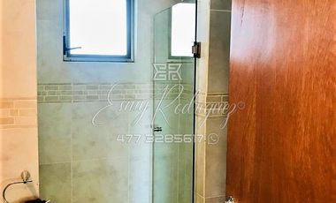 DEPARTAMENTO EN RENTA, NATURA LEÓN, GTO, 3 REC, AMUEBLADO, 2 AUTOS, VIGILANCIA Y CONFORT