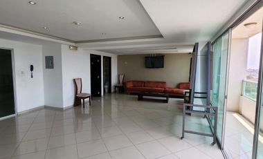 Alquilo Departamento tipo Loft Amoblado en La Vista Towers Seguridad 24/7