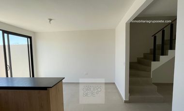 RENTA CASA MESETA PAYUNIA MODELO CEIBA CON ROOF MESETA QRO-GTO