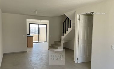 RENTA CASA MESETA PAYUNIA MODELO CEIBA CON ROOF MESETA QRO-GTO