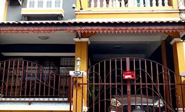 Cheap 2-storey townhouse for sale, land area 18 sq.w., Yusabai Village project, near Suvarnabhumi Airport 30 minutes, near Khlong Nueng, Khlong Luang,