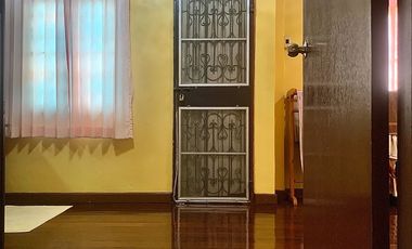 Cheap 2-storey townhouse for sale, land area 18 sq.w., Yusabai Village project, near Suvarnabhumi Airport 30 minutes, near Khlong Nueng, Khlong Luang,