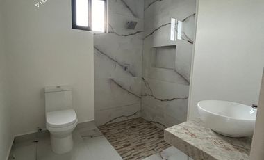 Casa muy amplia en venta totalmente equipada en residencial al Norte de Mérida