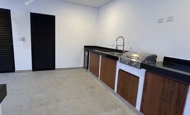 Casa muy amplia en venta totalmente equipada en residencial al Norte de Mérida