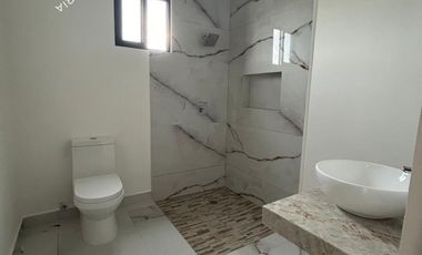 Casa muy amplia en venta totalmente equipada en residencial al Norte de Mérida