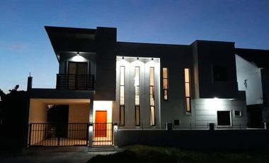 2-Storey Single Detached House and Lot for Sale or Lease in Parkplace Village, Imus, Cavite