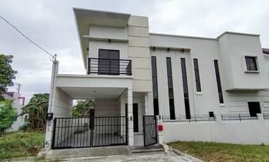2-Storey Single Detached House and Lot for Sale or Lease in Parkplace Village, Imus, Cavite