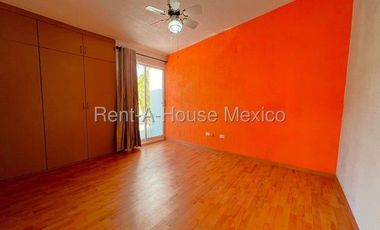 Juriquilla Privada, VENTA. Casa con 3 recámaras y amenidades