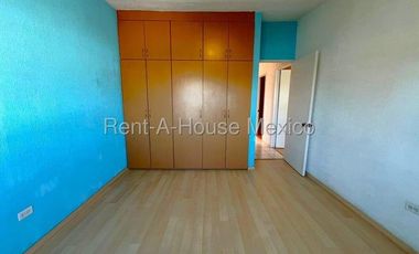 Juriquilla Privada, VENTA. Casa con 3 recámaras y amenidades