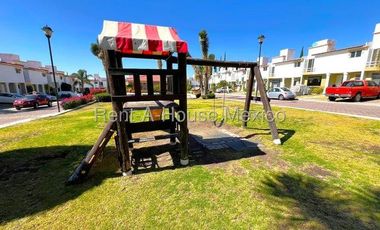 Juriquilla Privada, VENTA. Casa con 3 recámaras y amenidades