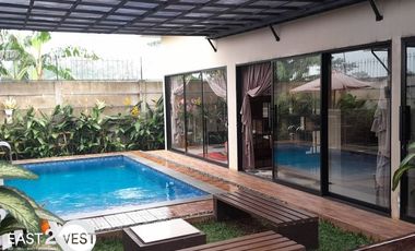 Dijual/Disewakan Rumah Villa Anggraeni Jalan Garuda 1 Parung Bogor Bagus Nyaman Siap Huni Lokasi Sangat Strategis
