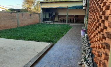 EN VENTA HERMOSA CASA 4 DORMITORIOS