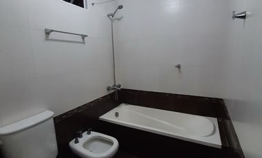 EN VENTA HERMOSA CASA 4 DORMITORIOS