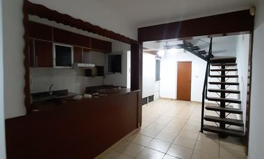 EN VENTA HERMOSA CASA 4 DORMITORIOS