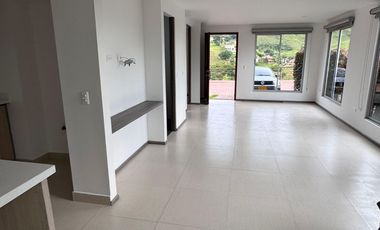 VENDO CASA PRECIOSA ESQUINERA EN CONJUNTO CERRADO EN LA FLORIDA, MANIZALES,  DE 126M2