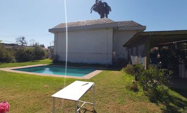 SE VENDE INM. DE 3 SITIOS Y CASA 5D, 2B, LIMACHE AV. PALMIRA ROMANO