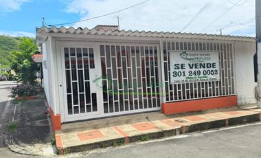 EN GIRARDOT -CUNDINAMARCA VENDEMOS CASA ESQUINERA EN CONDOMINIO ALGARROBOS 3.