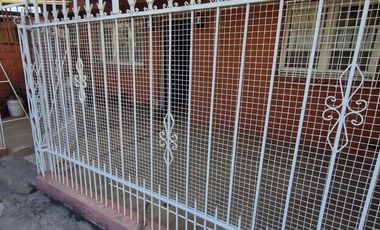 CASA COMUNA DE LO ESPEJO- POBLACIÓN JOSE MARIA CARO.